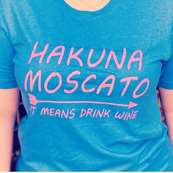 Women’s graphic tee - Picture 1 of 4